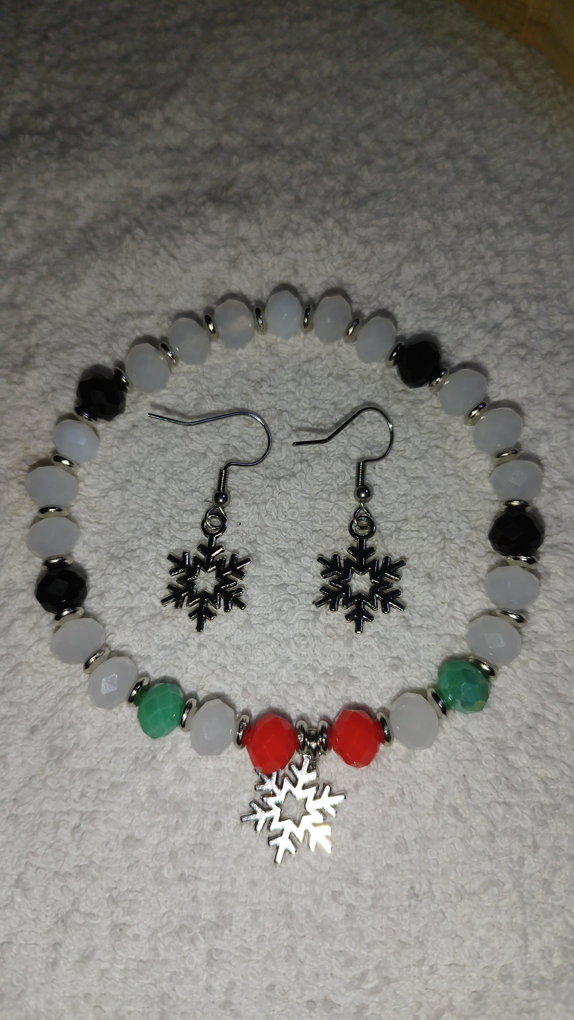 Schneeflocken-Schmucket: Armband & Ohrringe-Set