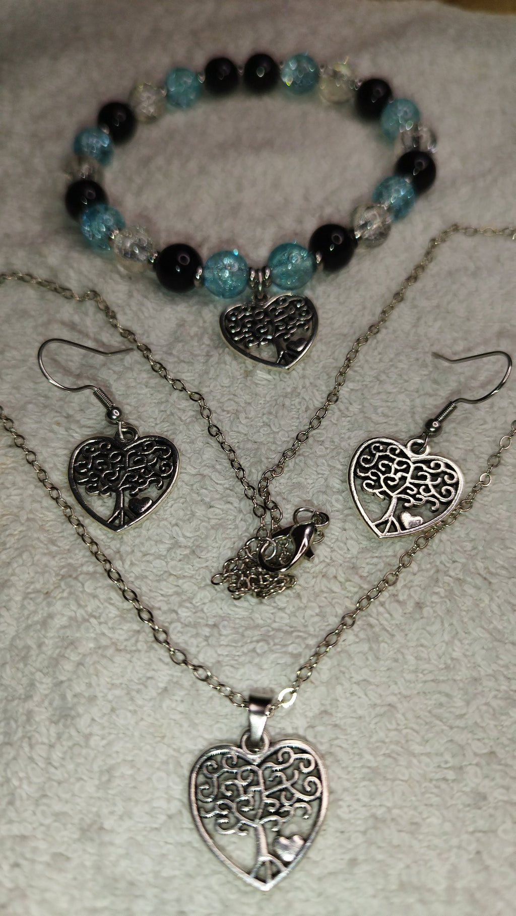 Schmuckset mit Crackit-Glasperlen & Onyxperlen – Armband mit Lebensbaum Anhänger - Marilu Handmade 🇩🇪