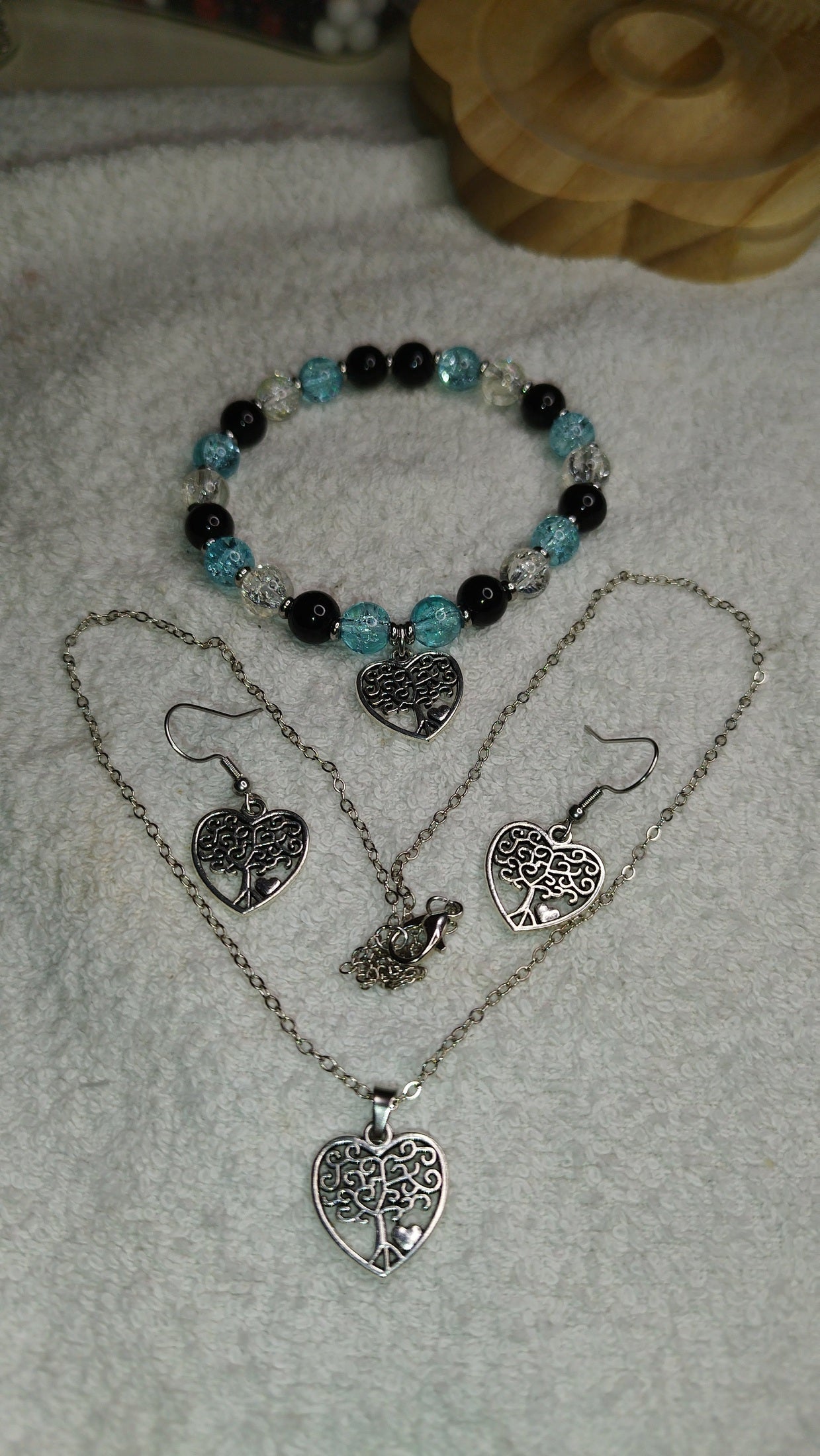 Schmuckset mit Crackit-Glasperlen & Onyxperlen – Armband mit Lebensbaum Anhänger - Marilu Handmade 🇩🇪