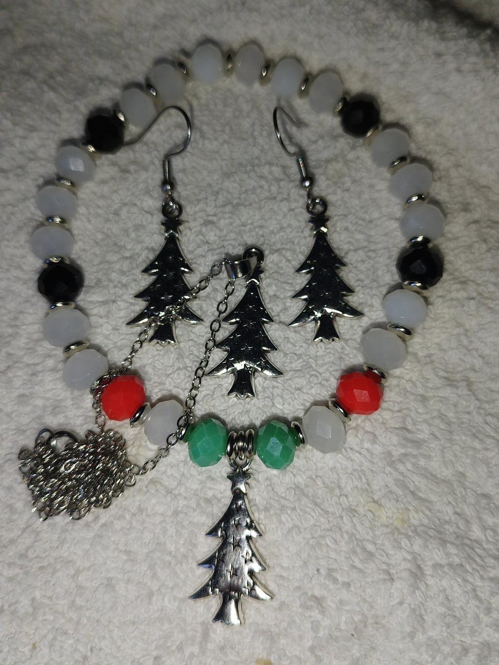 Weihnachtliches Armband mit Halskette & Ohrringen 🎄 - Marilu Handmade 🇩🇪