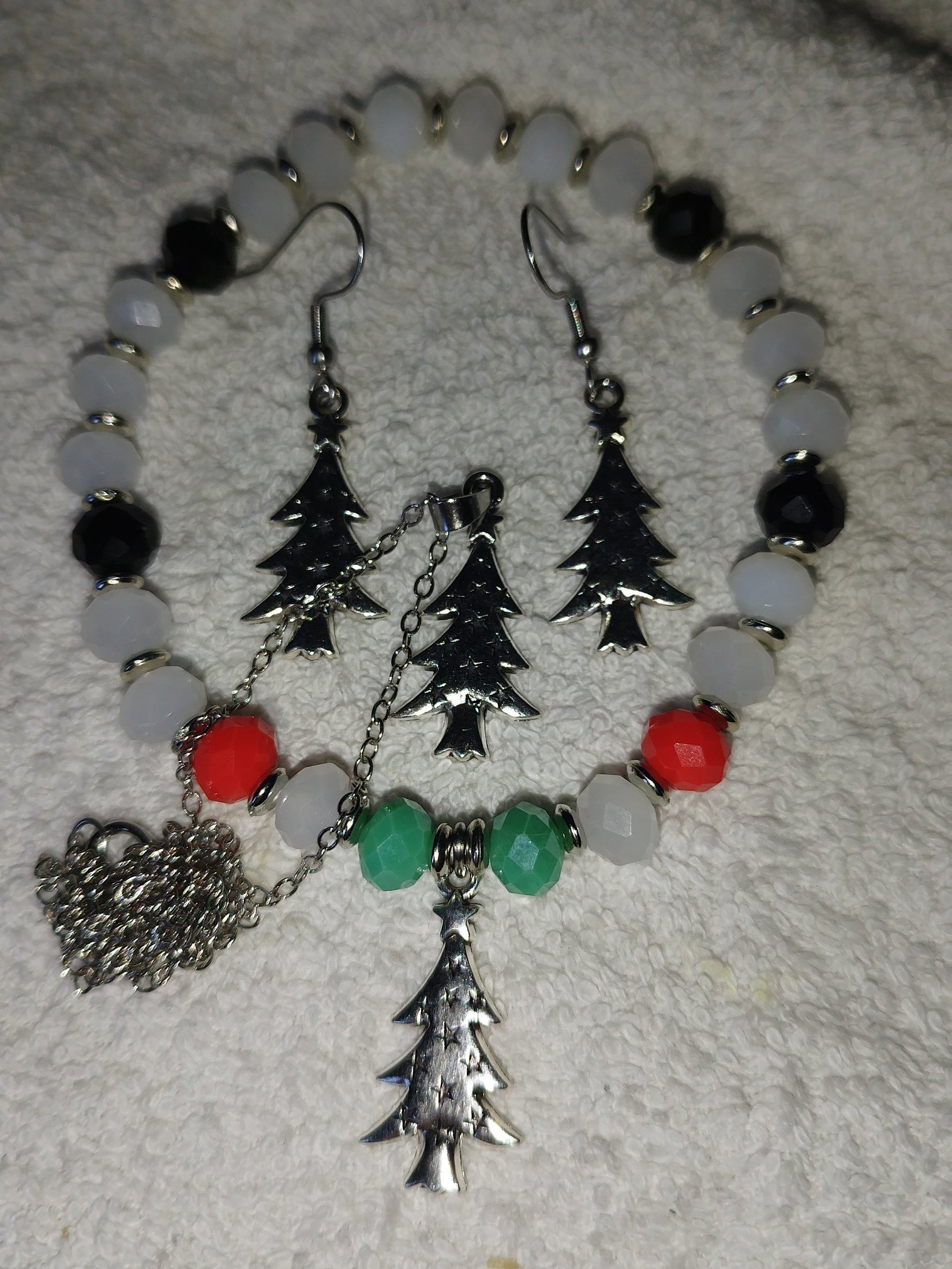 Weihnachtliches Armband mit Halskette & Ohrringen 🎄 - Marilu Handmade 🇩🇪